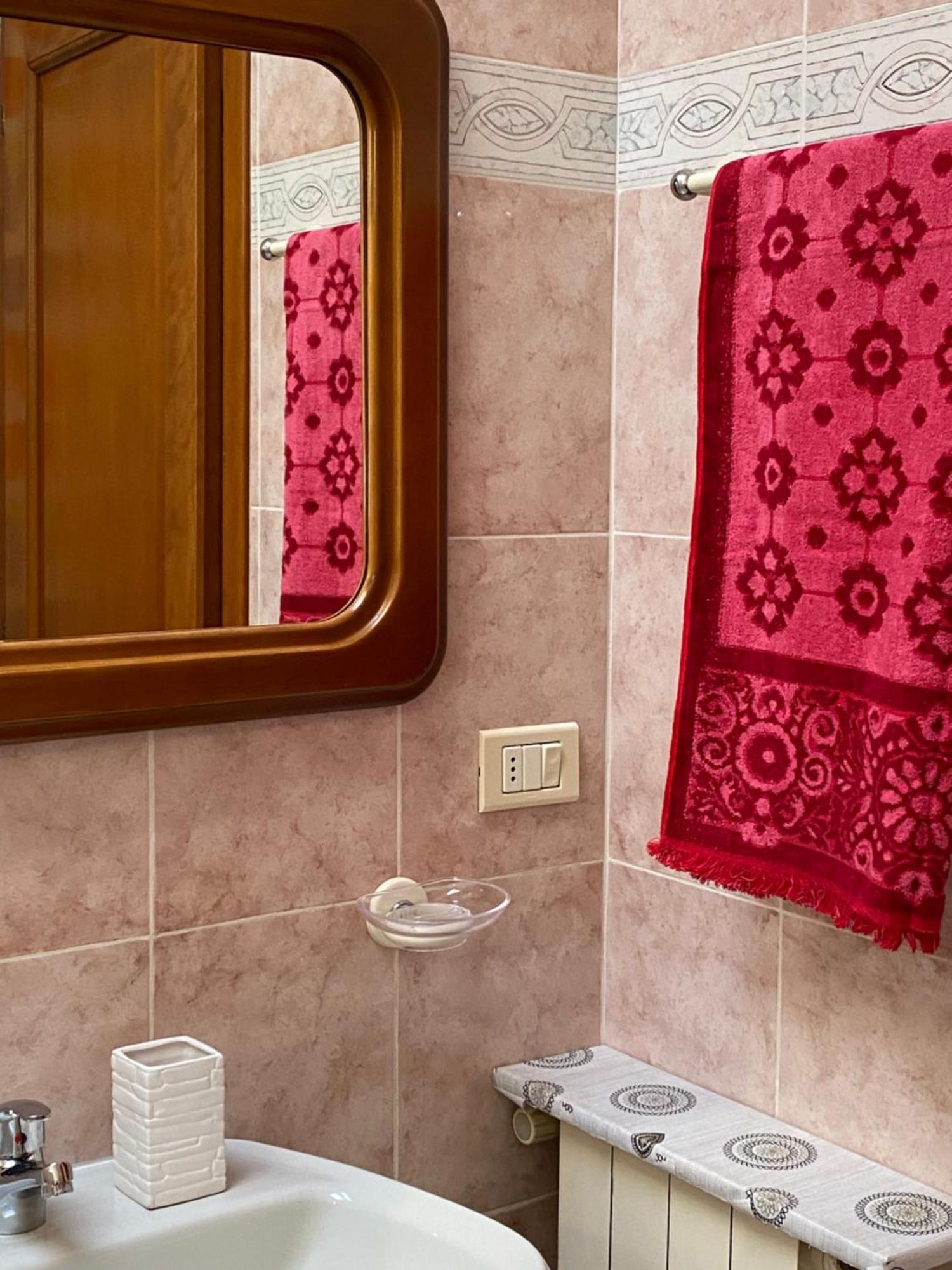 Fabio'S House Apartment Олбия Екстериор снимка